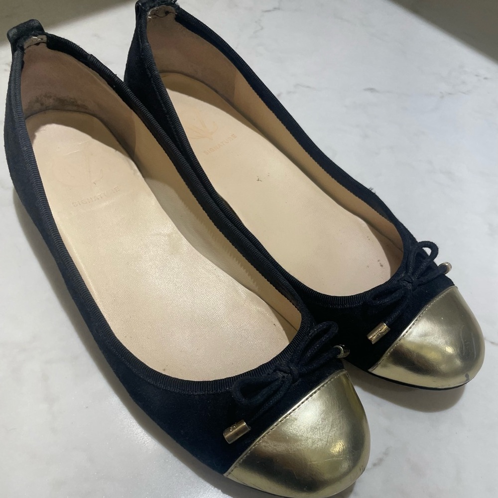 Vince Camuto Black suede and Gold leather cap toe Ballet Flats size 6.5